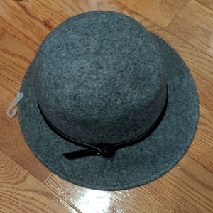 NWT Nine west hat